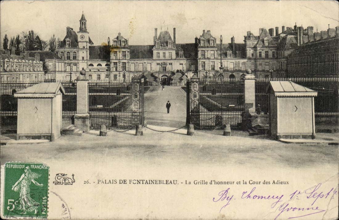 Schloss Fontainebleau — Das Ehrentor und der Abschiedsplatz — Verleger Chomery, Nr. 26