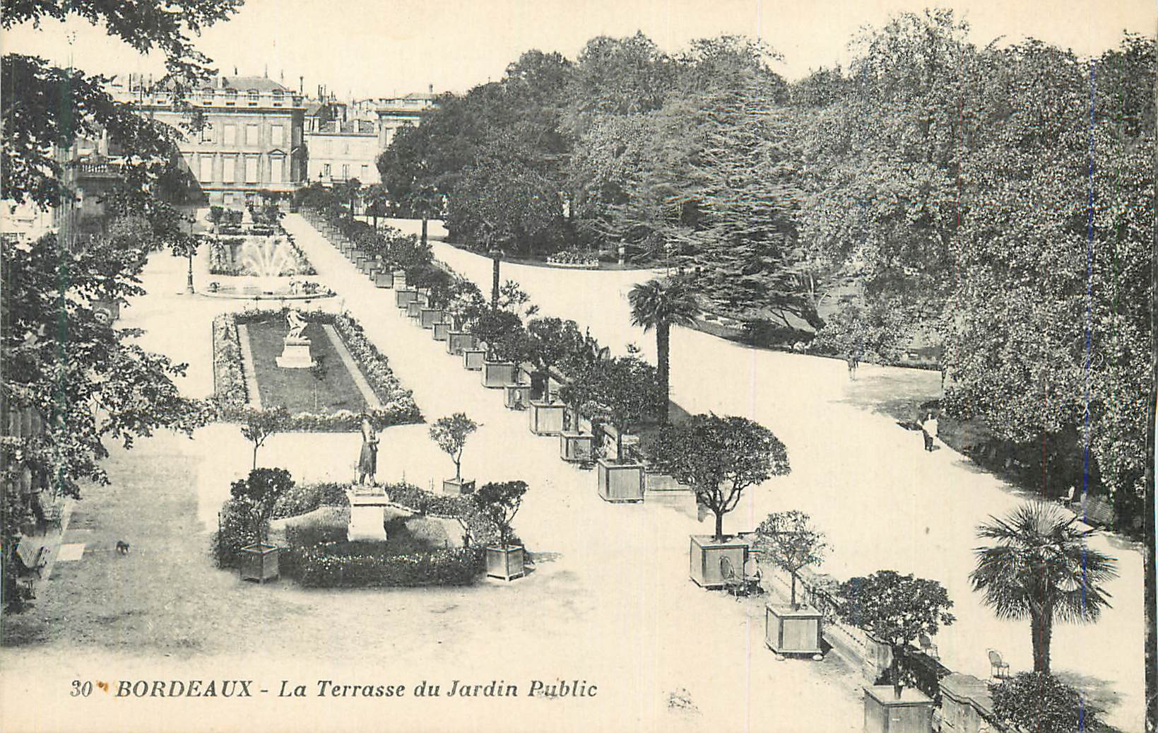 CPA Bordeaux la terrasse du jardin public