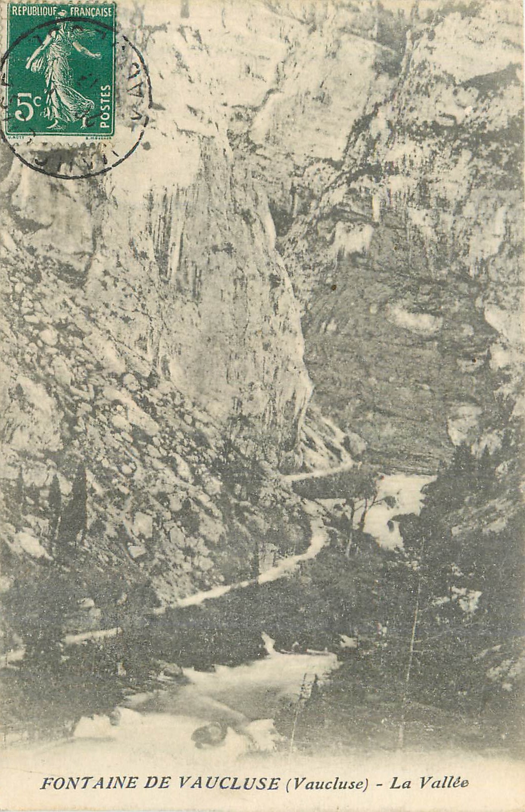 CPA Fontaine de vaucluse (vaucluse) la vallee
