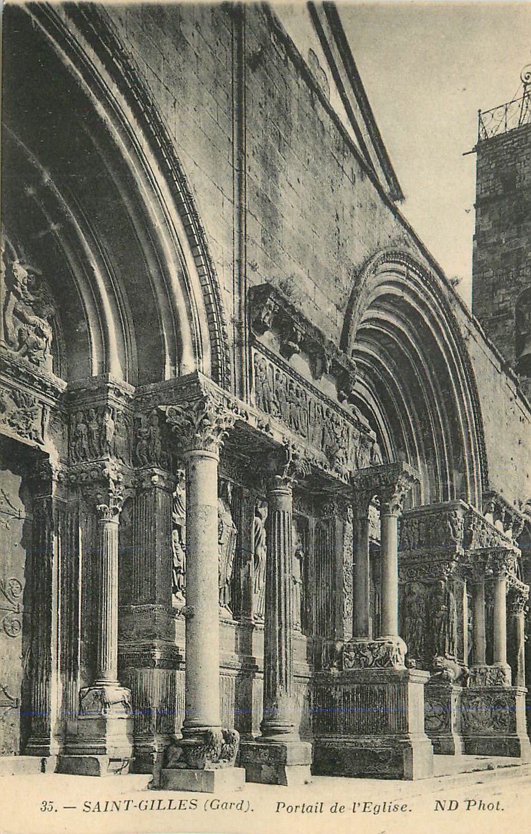 CPA Saint gilles(gard) portail de l eglise