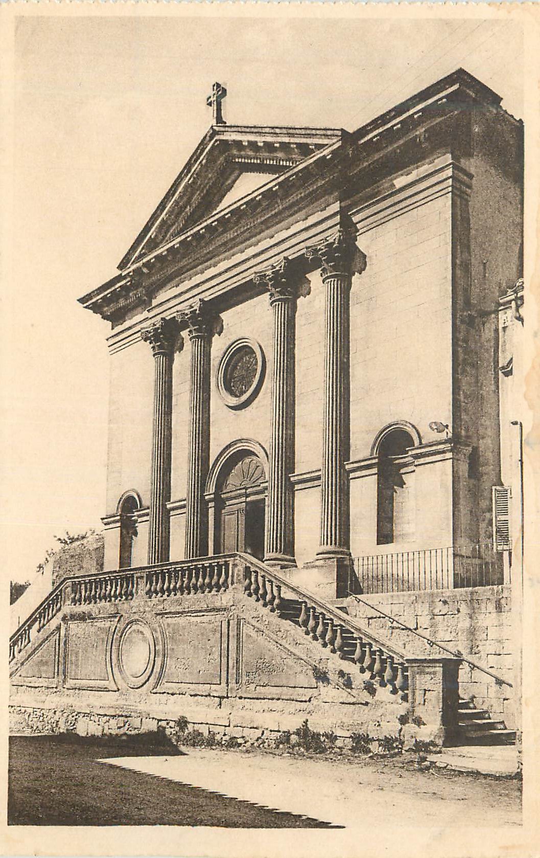 CPA Pont saint esprit (gard) facade de l eglise de l hopital