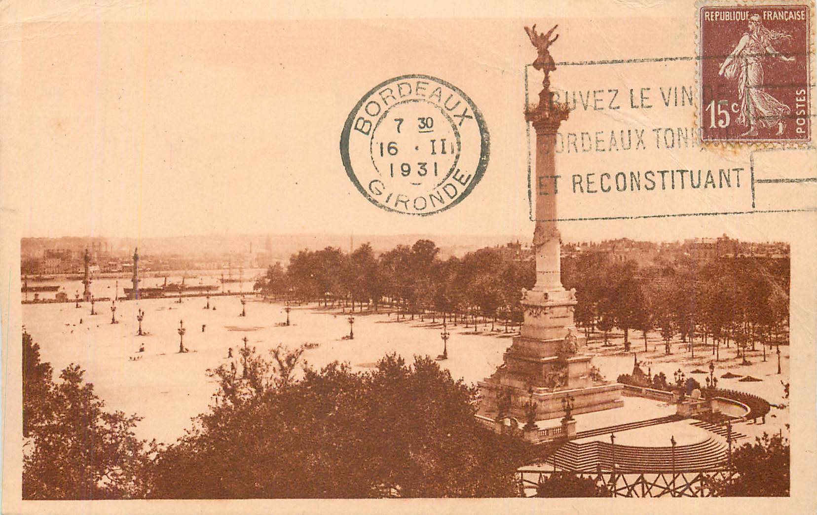 Place de la Victoire in Bordeaux — Panoramablick — unbekannter Verlag, Seriennummer nicht sichtbar