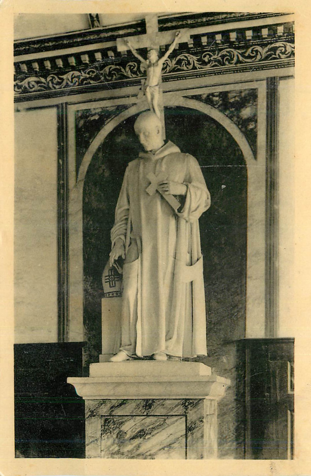 CPA Monastere de la grande chartreuse salle du grand chapitre statue de saint bruno foyatier