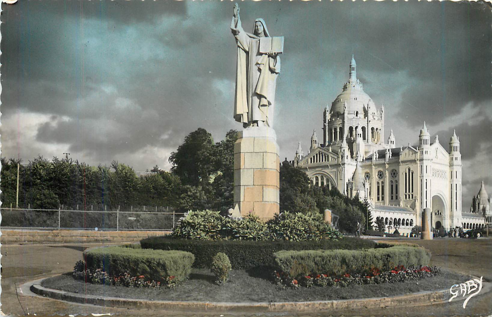 Statue de Notre-Dame du Rosaire — Basilique du Sacré-Cœur de Montmartre — Saby