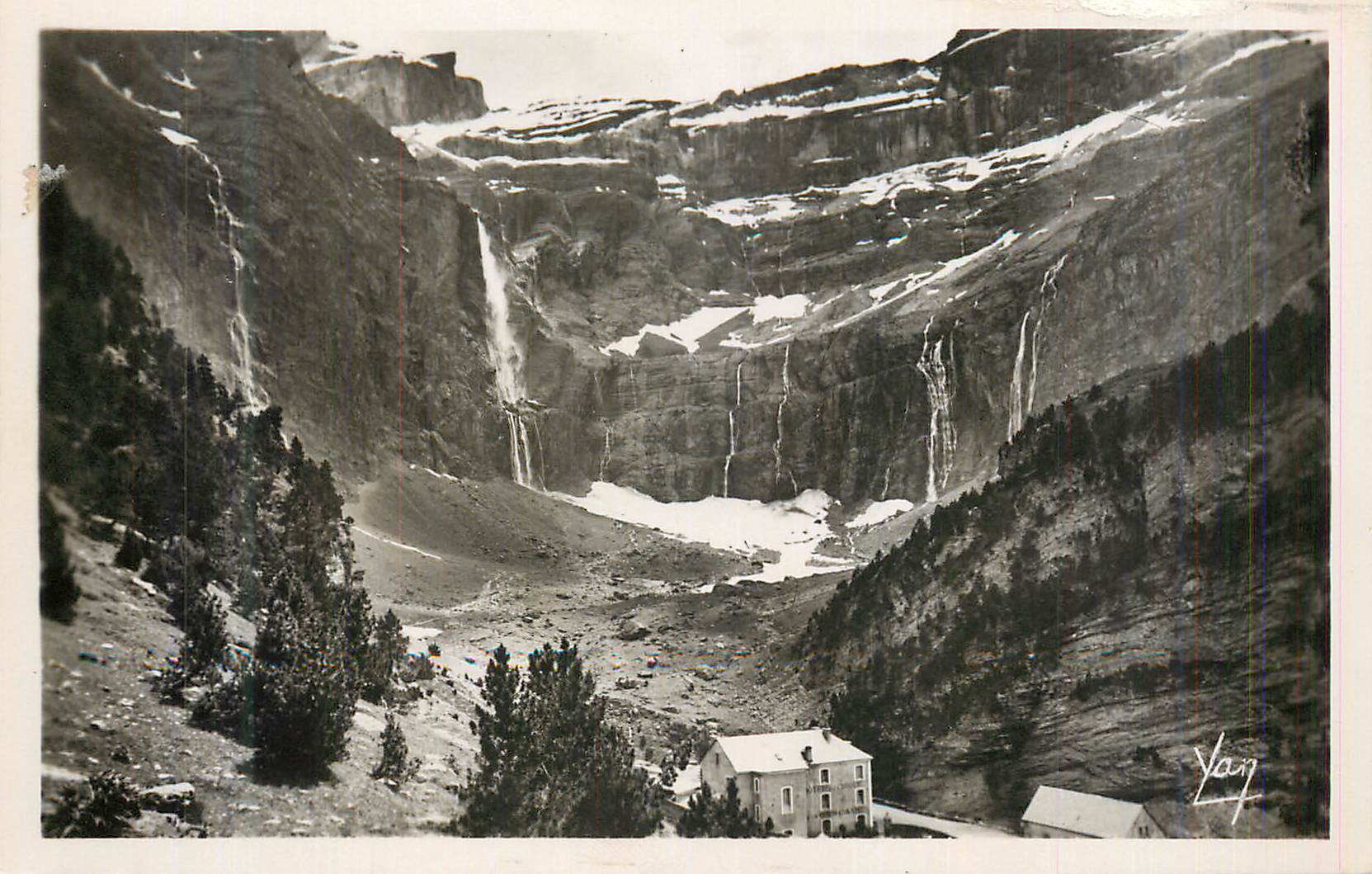 CPM Gavarnie le cirque et l hotel