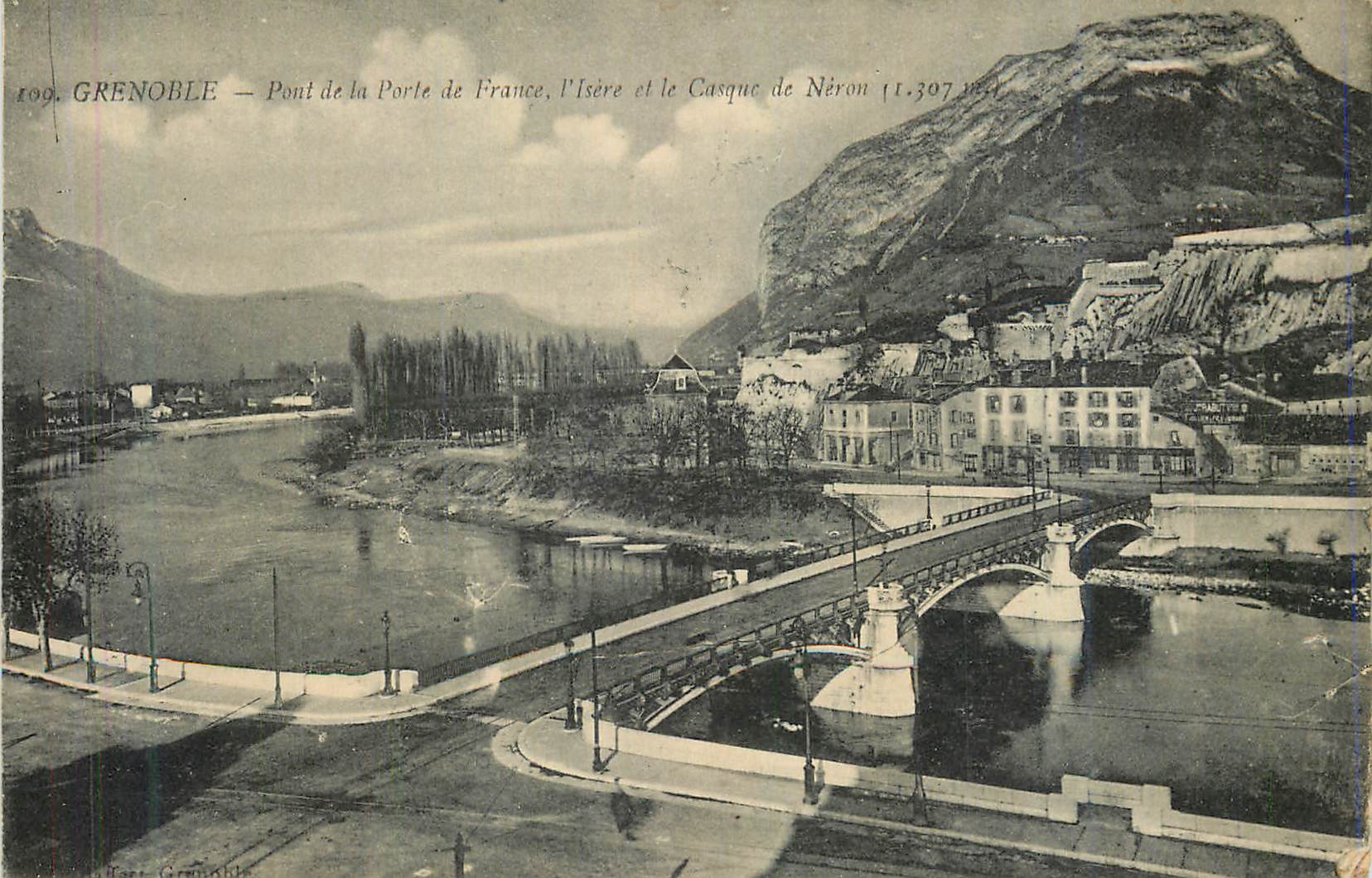 CPA Grenoble pont de la porte de france l isere et le casque de neron