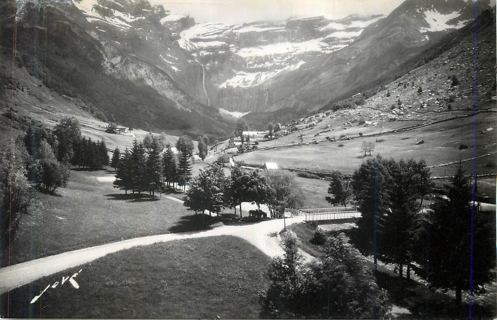 CPM Toute la france 203 gavarnie (h p) le cirque et la grande cascade
