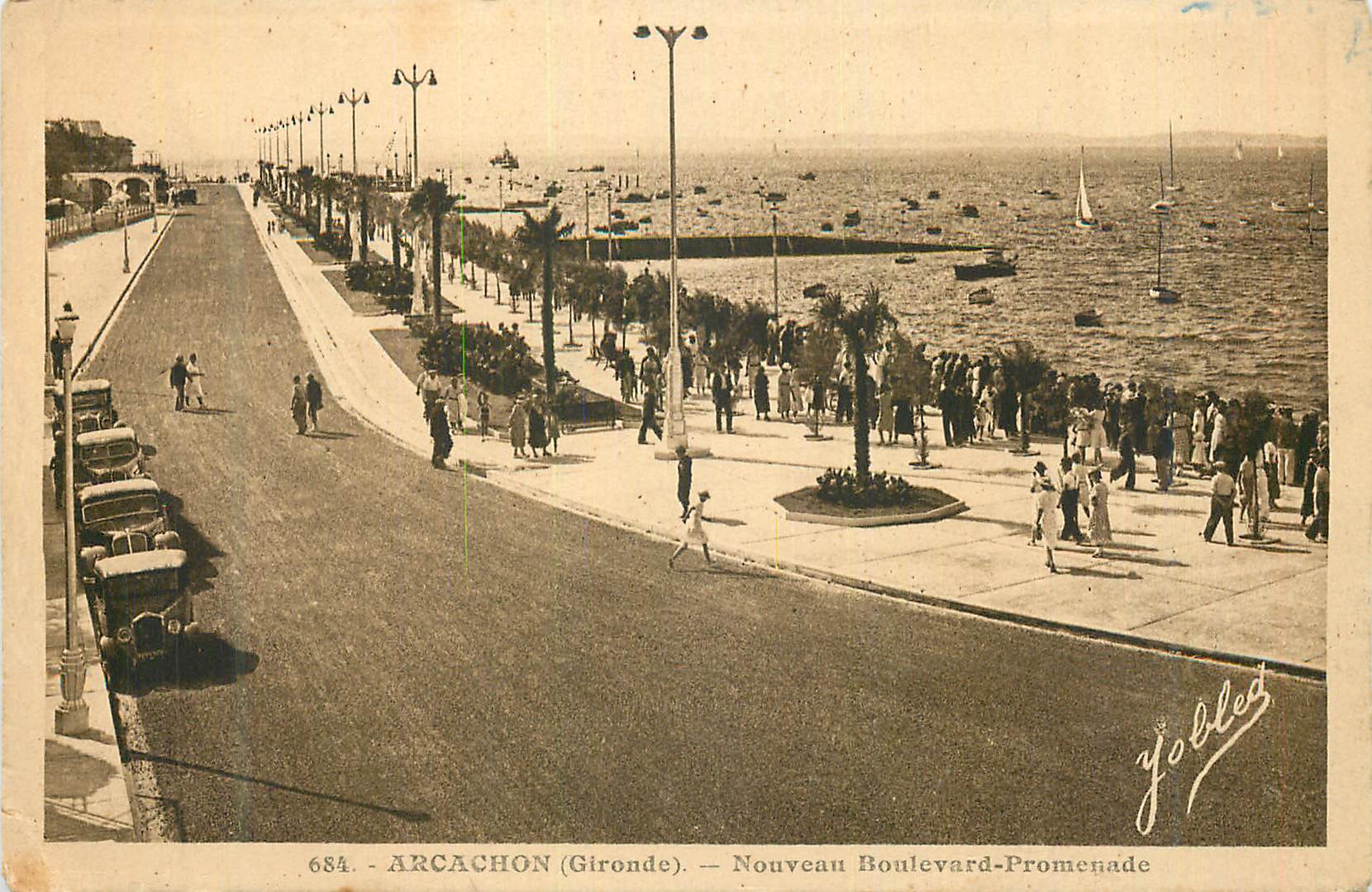 CPA Arcachon (gironde) nouveau boulevard promenade