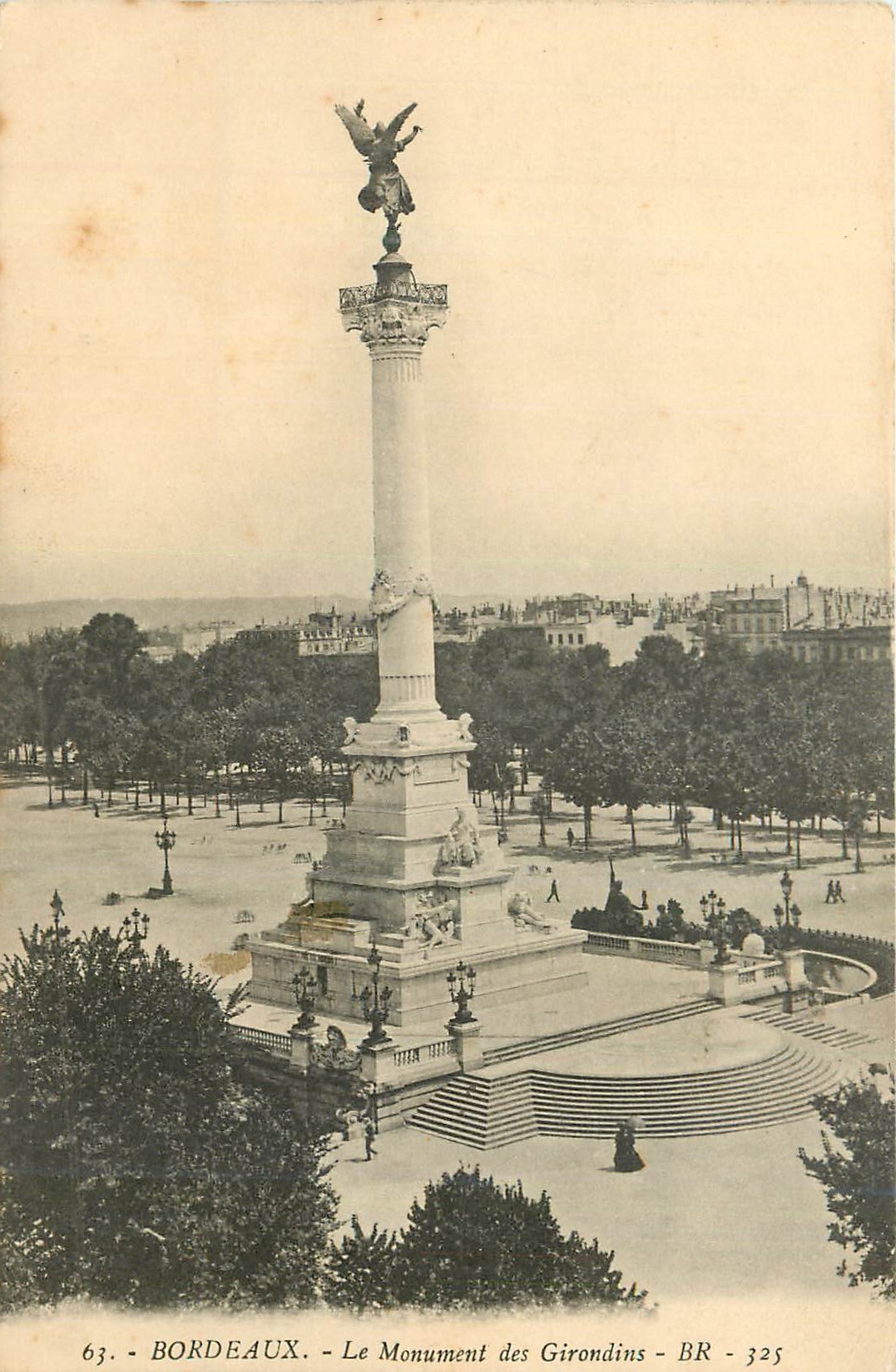 CPA Bordeaux le monument des girondins