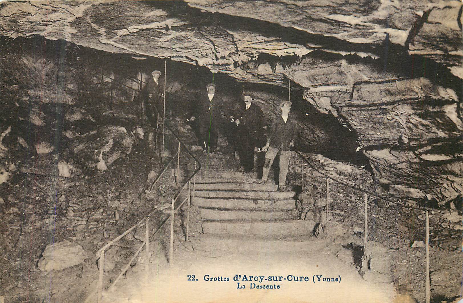Grottes d'Arcy-sur-Cure (Yonne) — La Descente — n°22