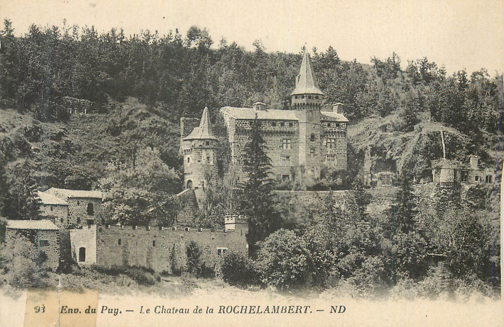 Env. du Puy — Le Château de la Rochelambert — ND