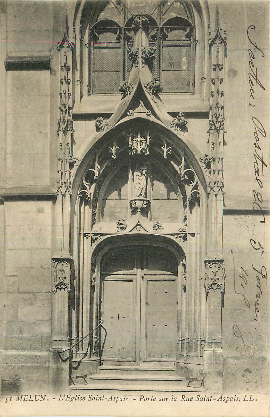 MELUN - L'Église Saint-Aspais - Porte sur la Rue Saint-Aspais - LL.
