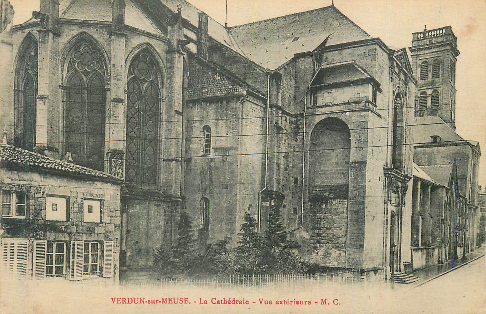 Verdun-sur-Meuse - La Cathédrale - Vue extérieure - M. C.