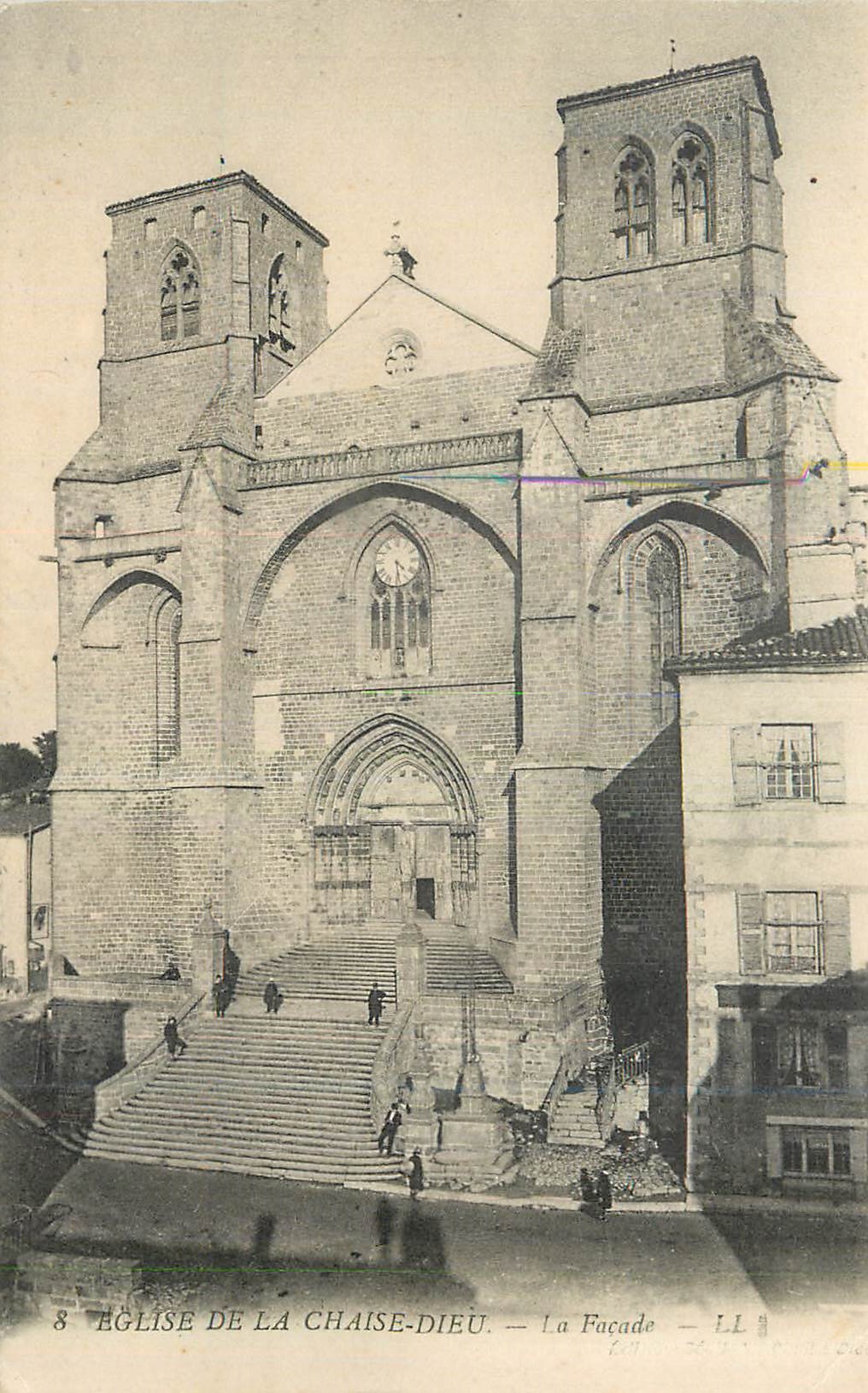 CPA Eglise de la chaise dieu la facade