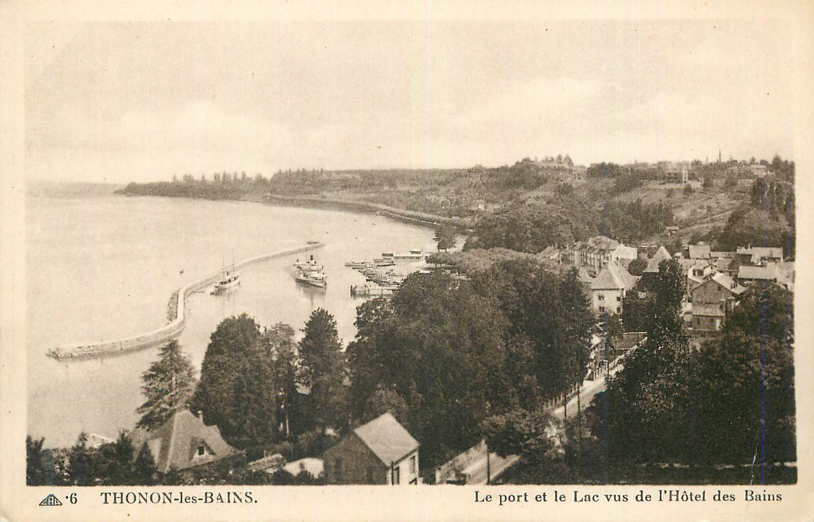 CPA Thonon les bains le port et le lac vus de l hotel des bains