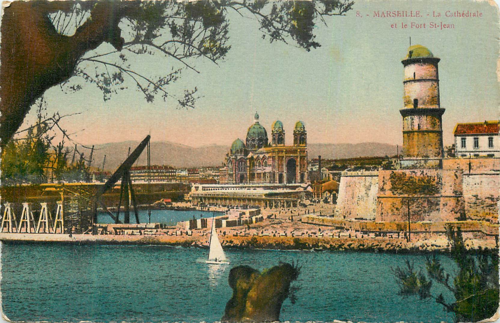 CPA Marseille la cathedrale et le fort st jean