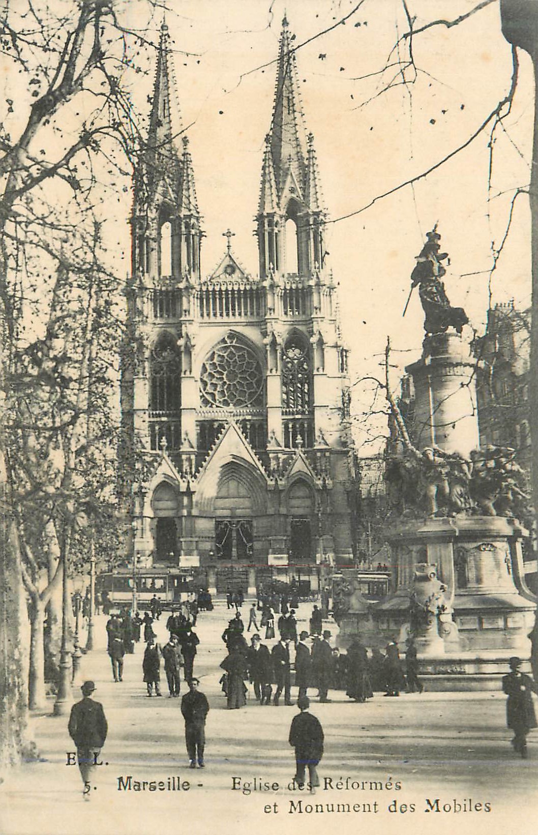 CPA Marseille eglise des reformes et monument des mobiles