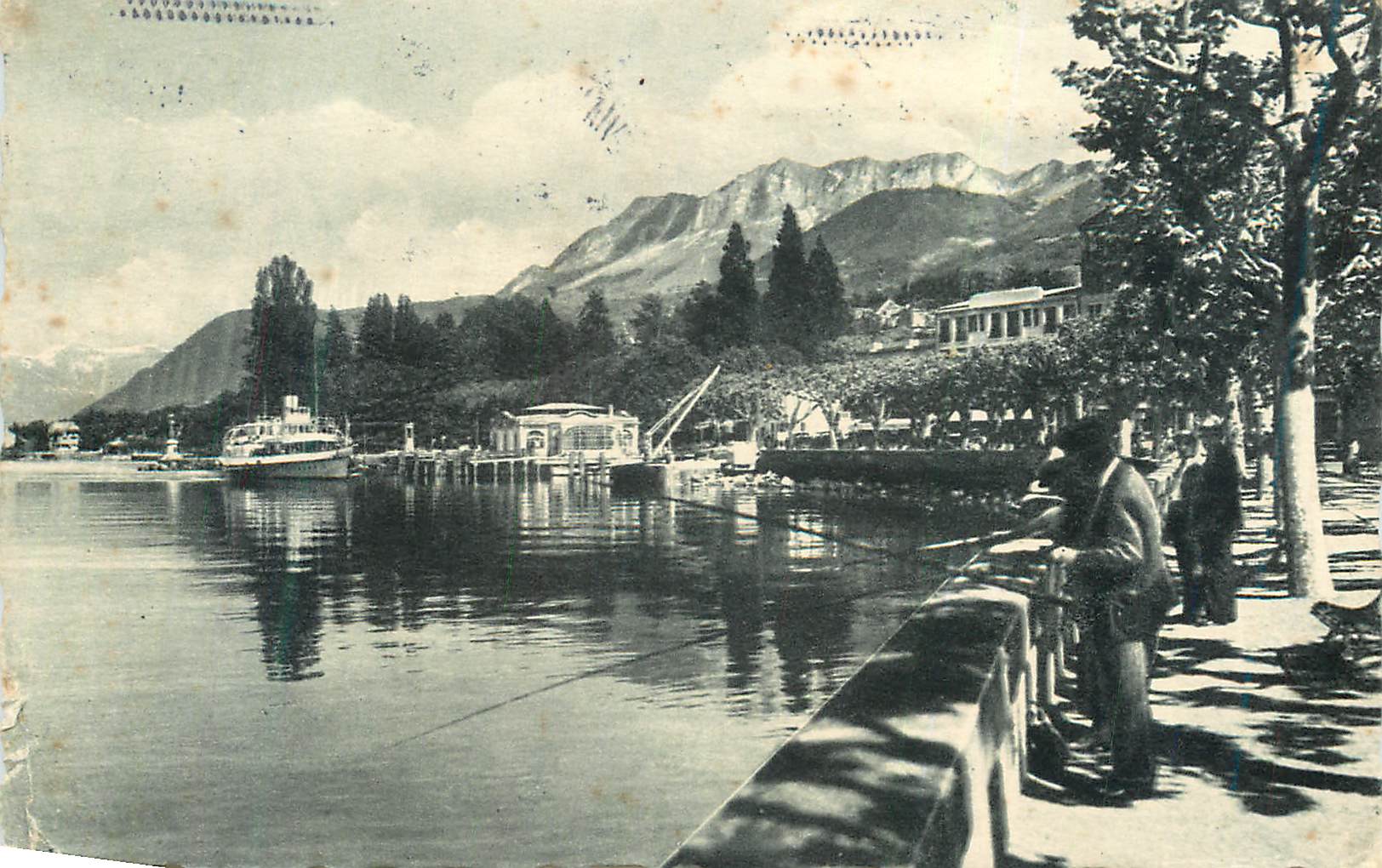CPA Evian les bains bords du lac et quai baron de blonay Peche