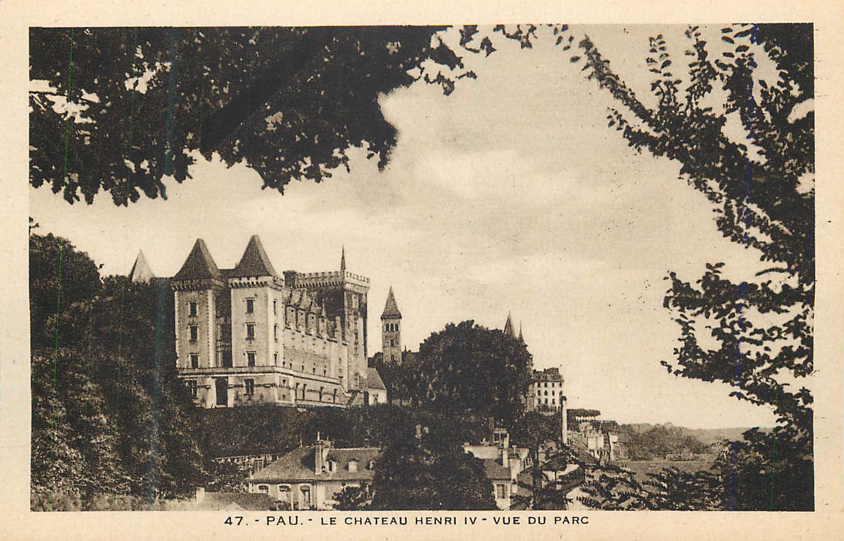 CPA Pau le chateau henri iv vue du parc