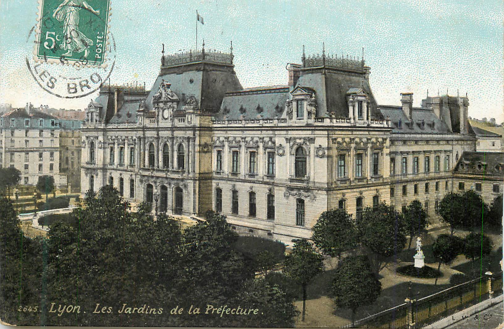 CPA Lyon les jardins de la prefecture