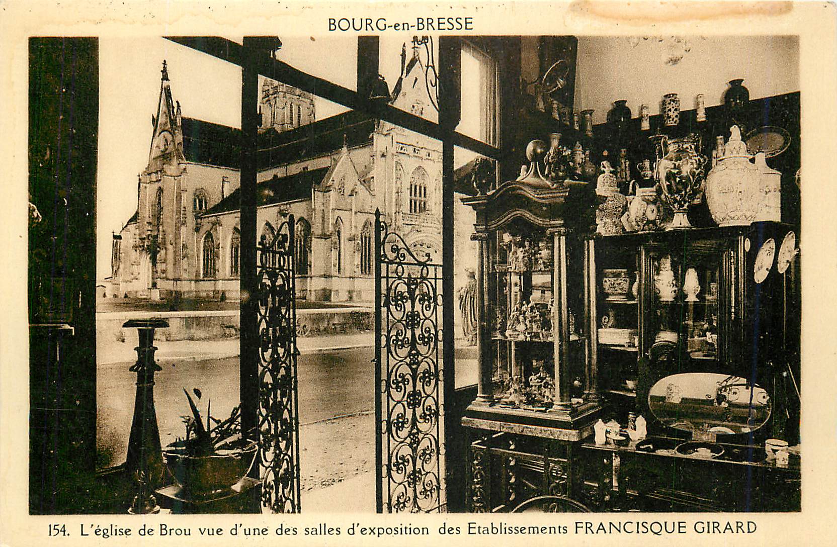 CPA Bourg en bresse 154 l eglise de brou vue d une des salles d exposition des etablissement francisque girard