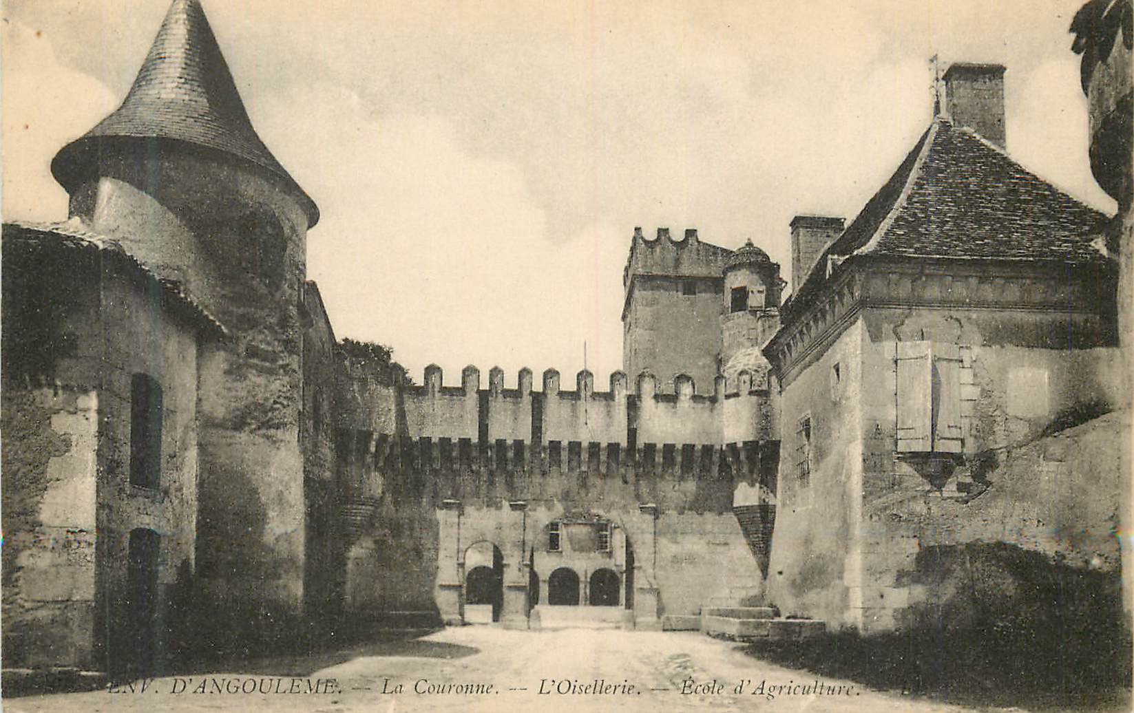 La Couronne — L'Oisellerie — École d'Agriculture — Env. d'Angoulême