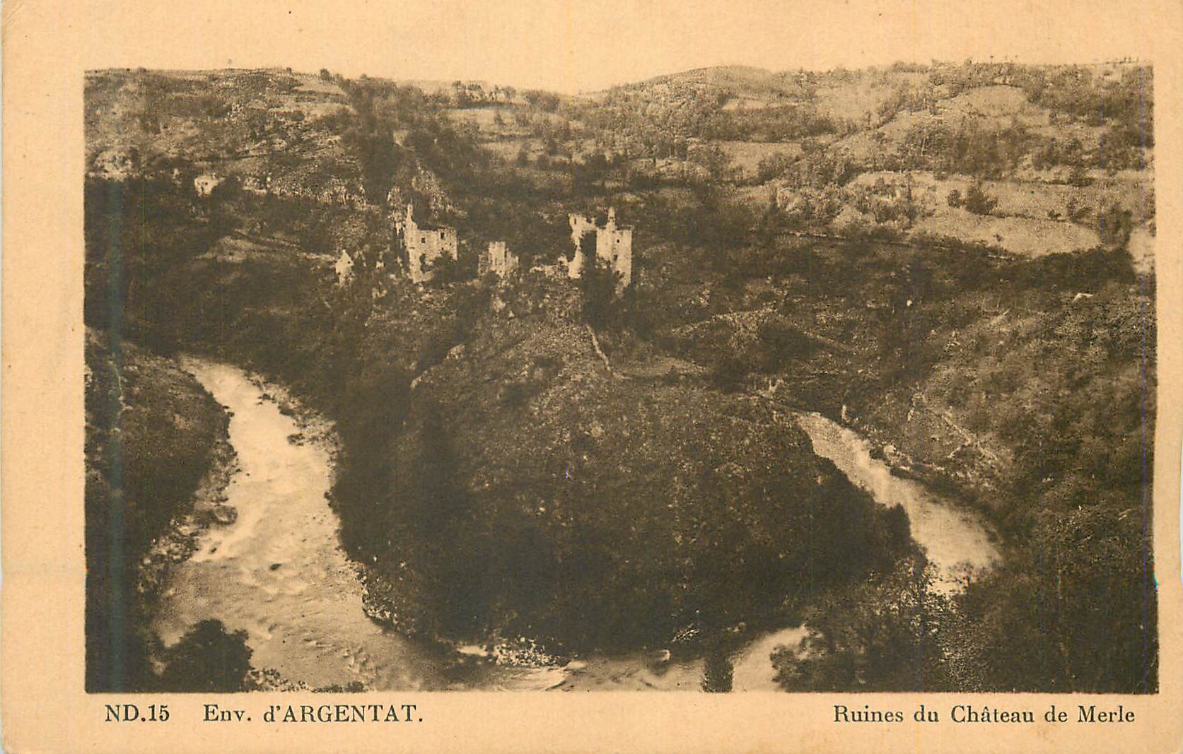 CPA Env d argentat ruines du chateau de merle