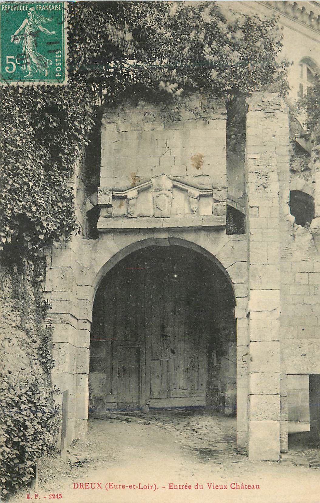 CPA Dreux (eure et loir) eurree du vieux chateau