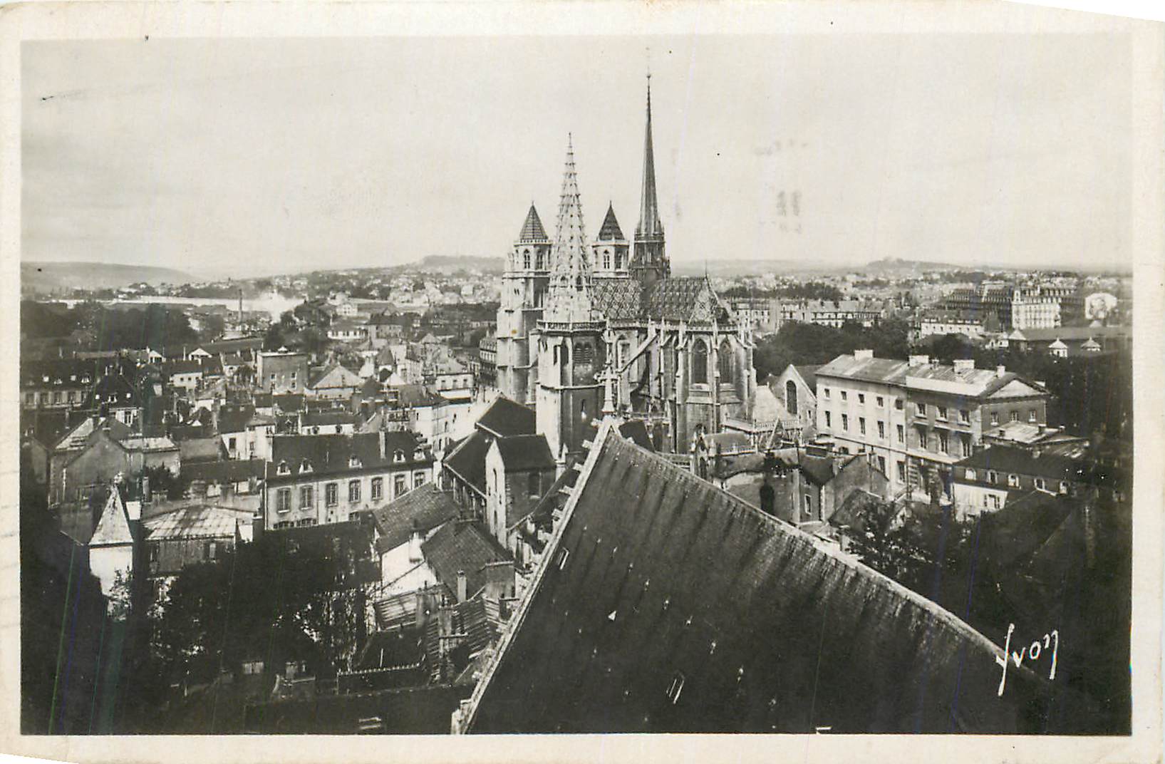 CPM La douce france 909 dijon (cote d or) panorama sur la ville