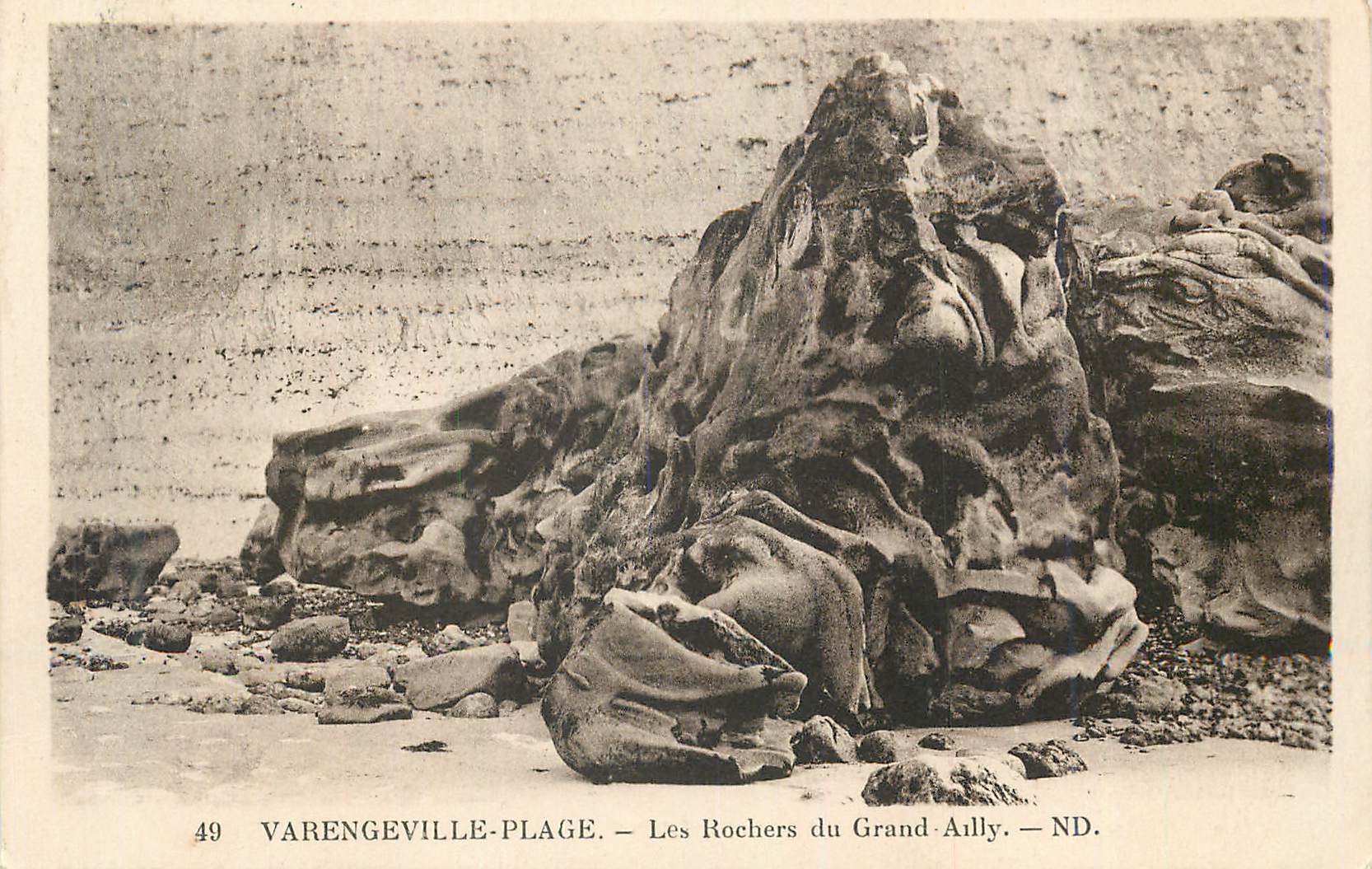 CPA Varengeville plage les rochers du grand ailly