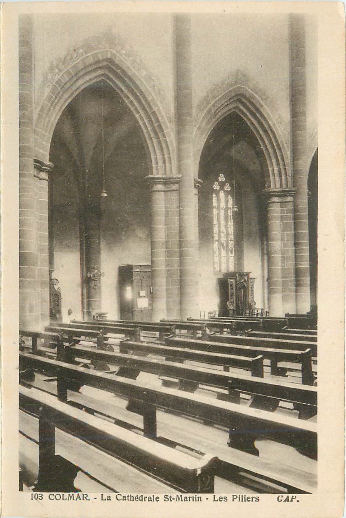 CPA Colmar la cathedrale st martin les piliers