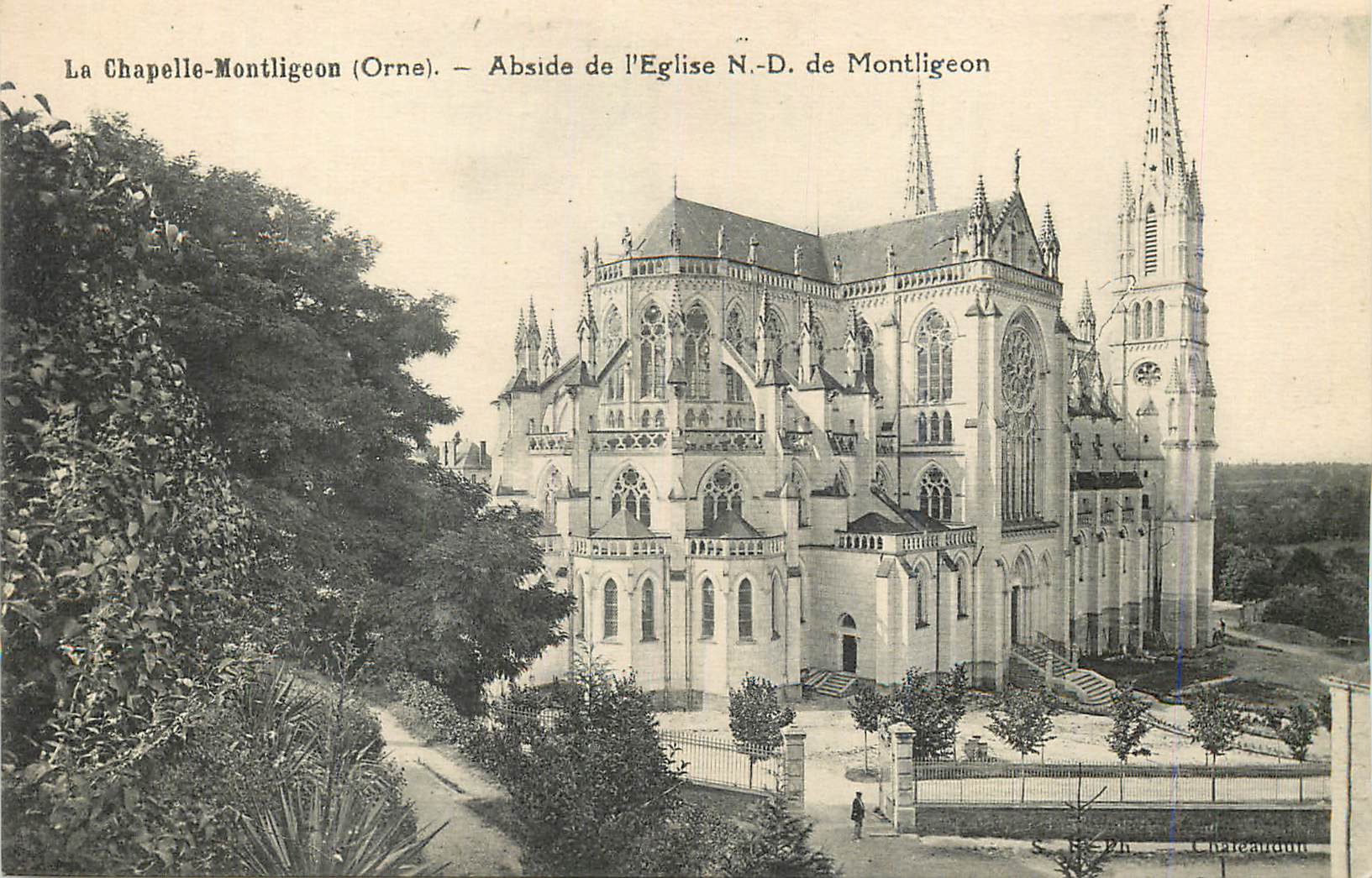 CPA La chapelle montligeon (orne) abside de l eglise n d  de montligeon