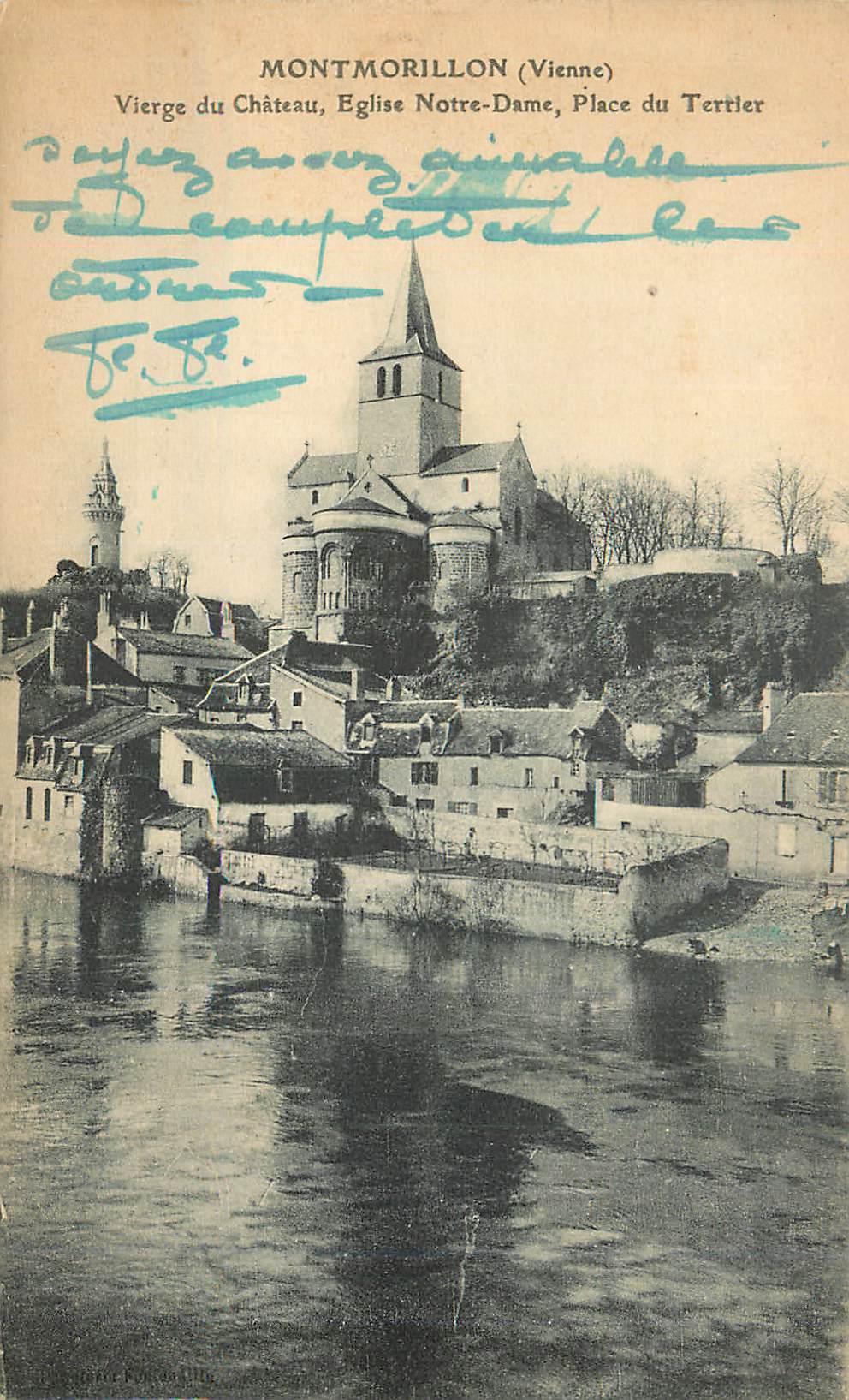 CPA Montmorillon (vienne) vierge du chateau eglise notre dame place du terrier