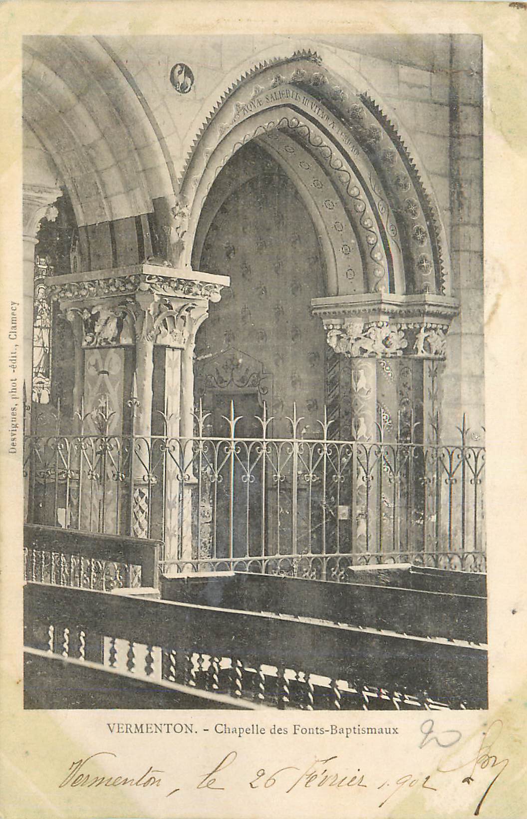CPA Vermenton chapelle des fonts baptismaux