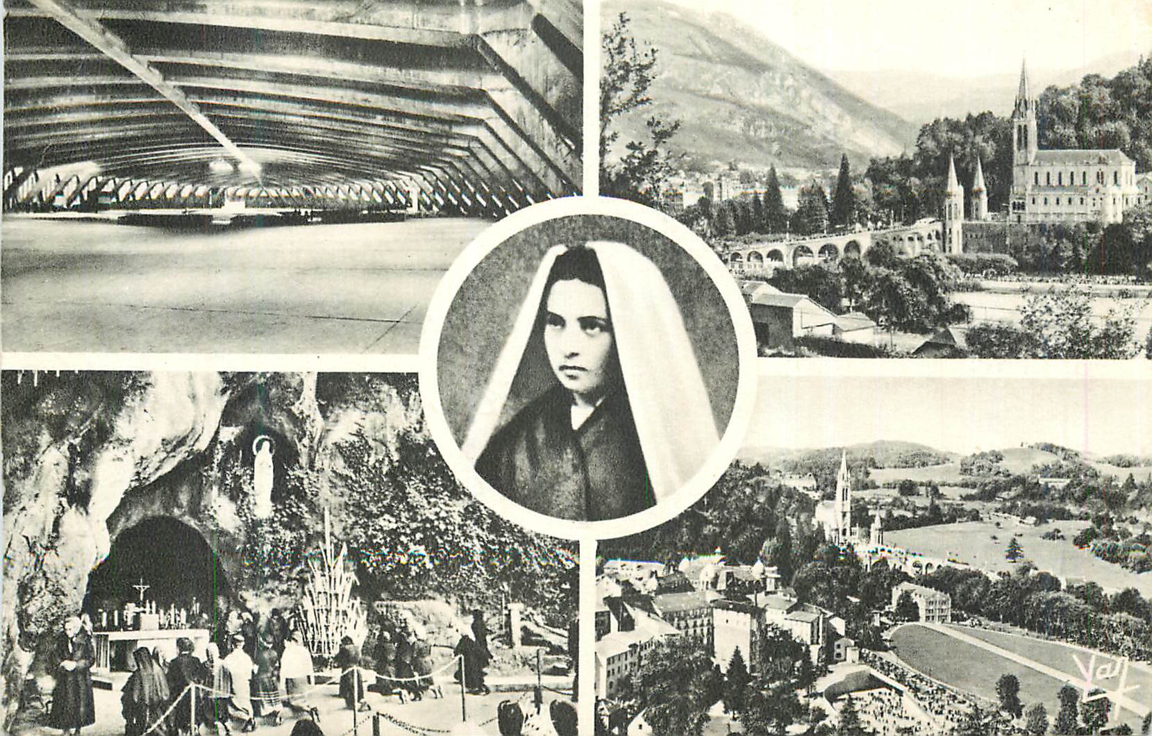 CPA Souvenir de lourdes Basilique Saint Pie X La basilique La grotte Vers les sanctuaires