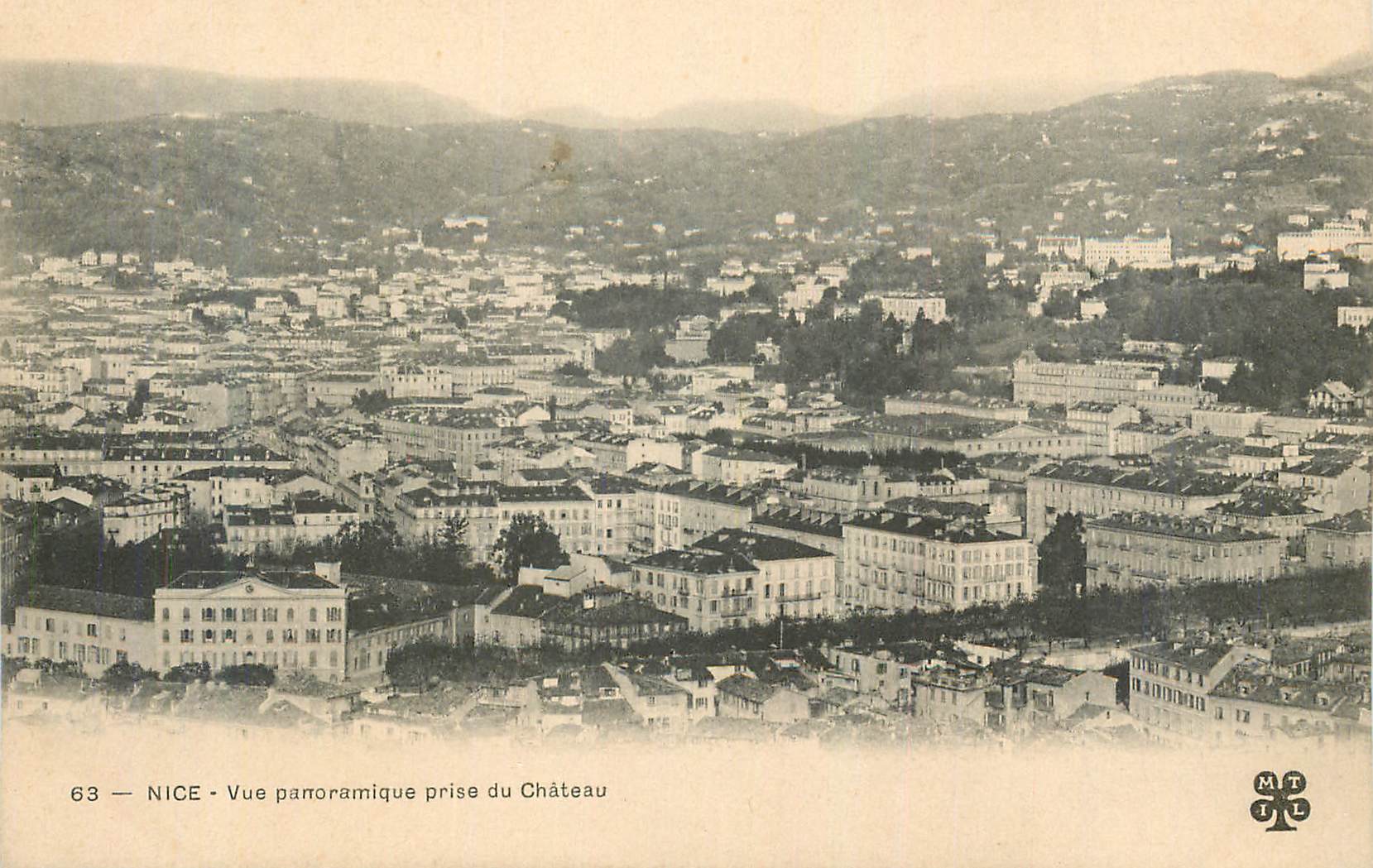 CPA Nice vue panoramique prise du chateau