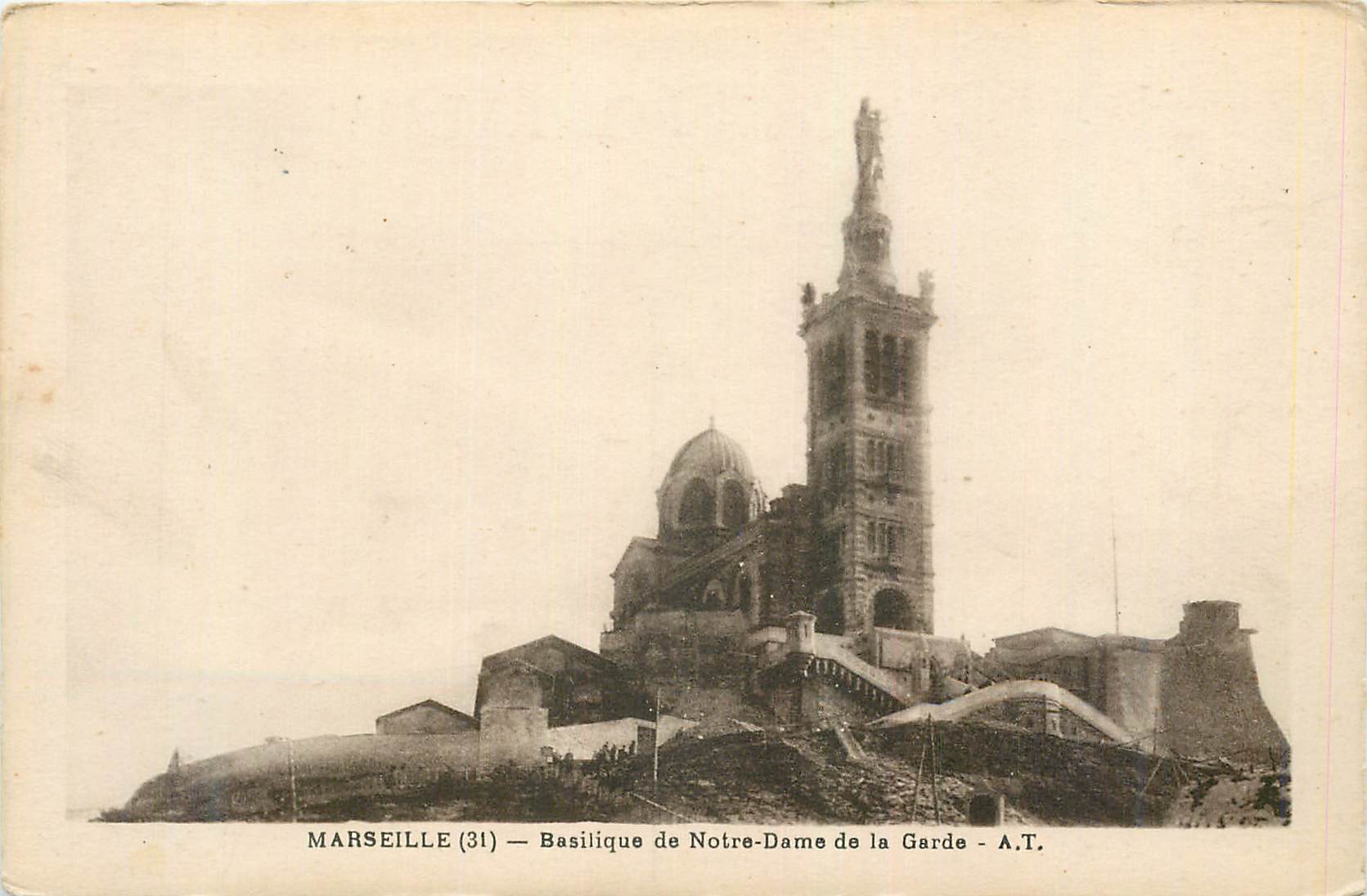 CPA Marseille (31) basilique de notre dame de la garde