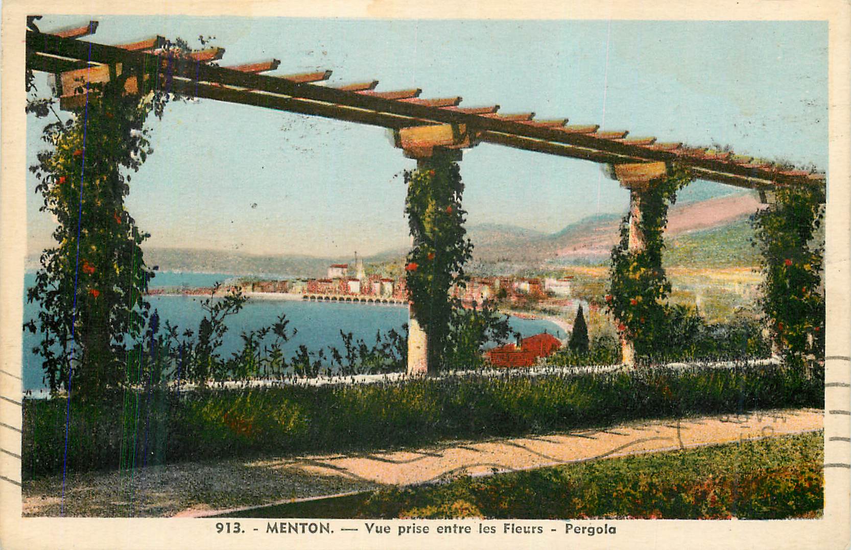 CPA Menton vue prise entre les fleurs pergola