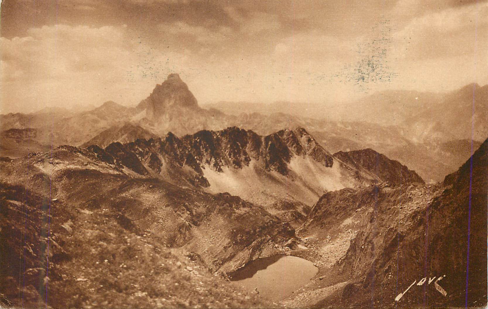 Vue des montagnes et lac — Jove