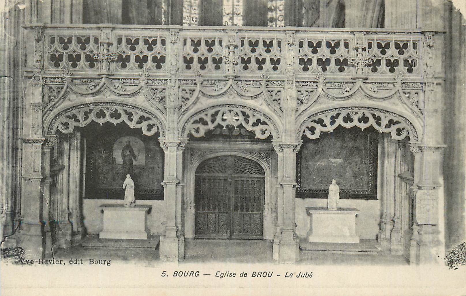 CPA 5 bourg eglise de brou le jube
