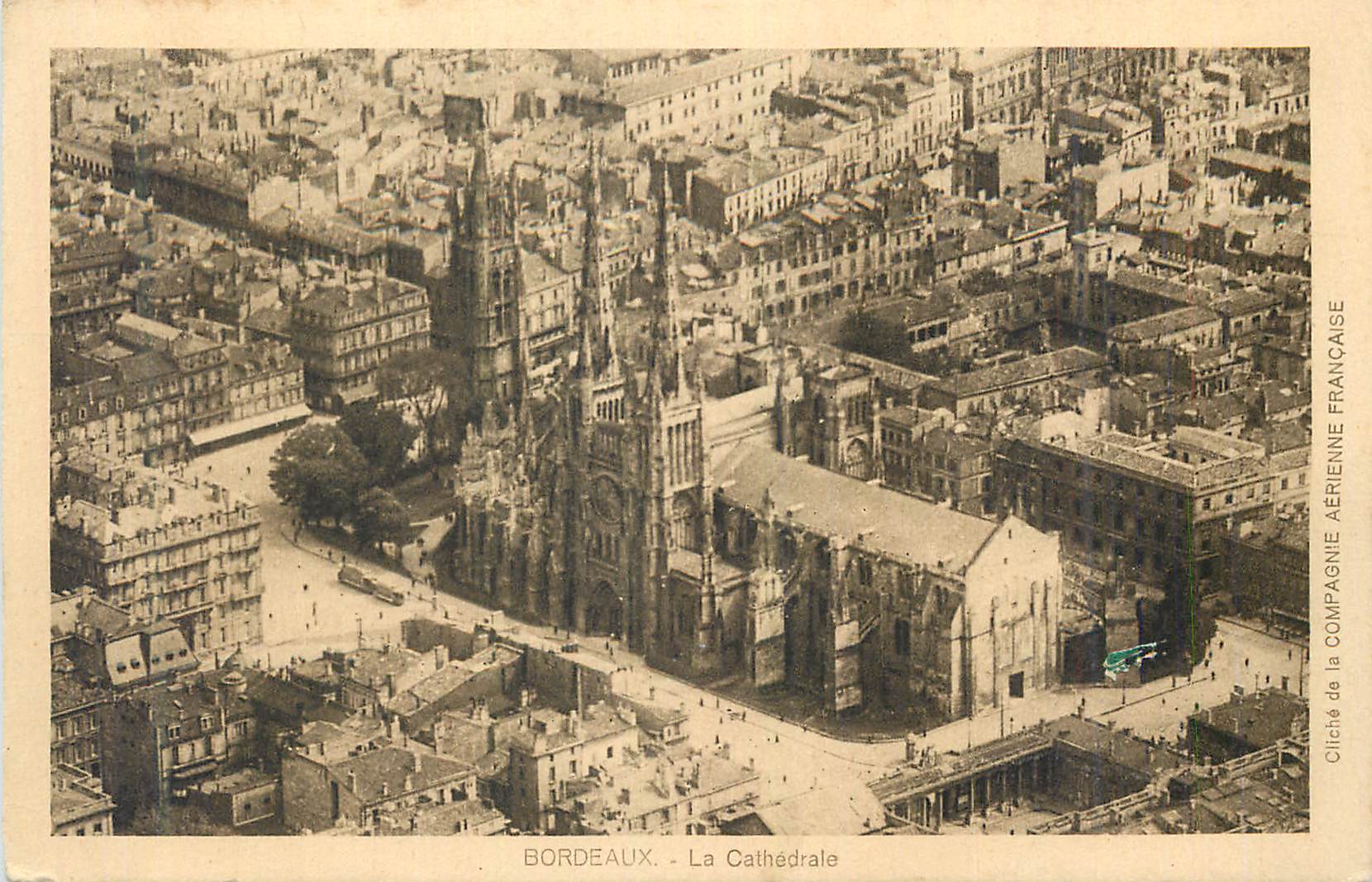 CPA Bordeaux La Cathedrale
