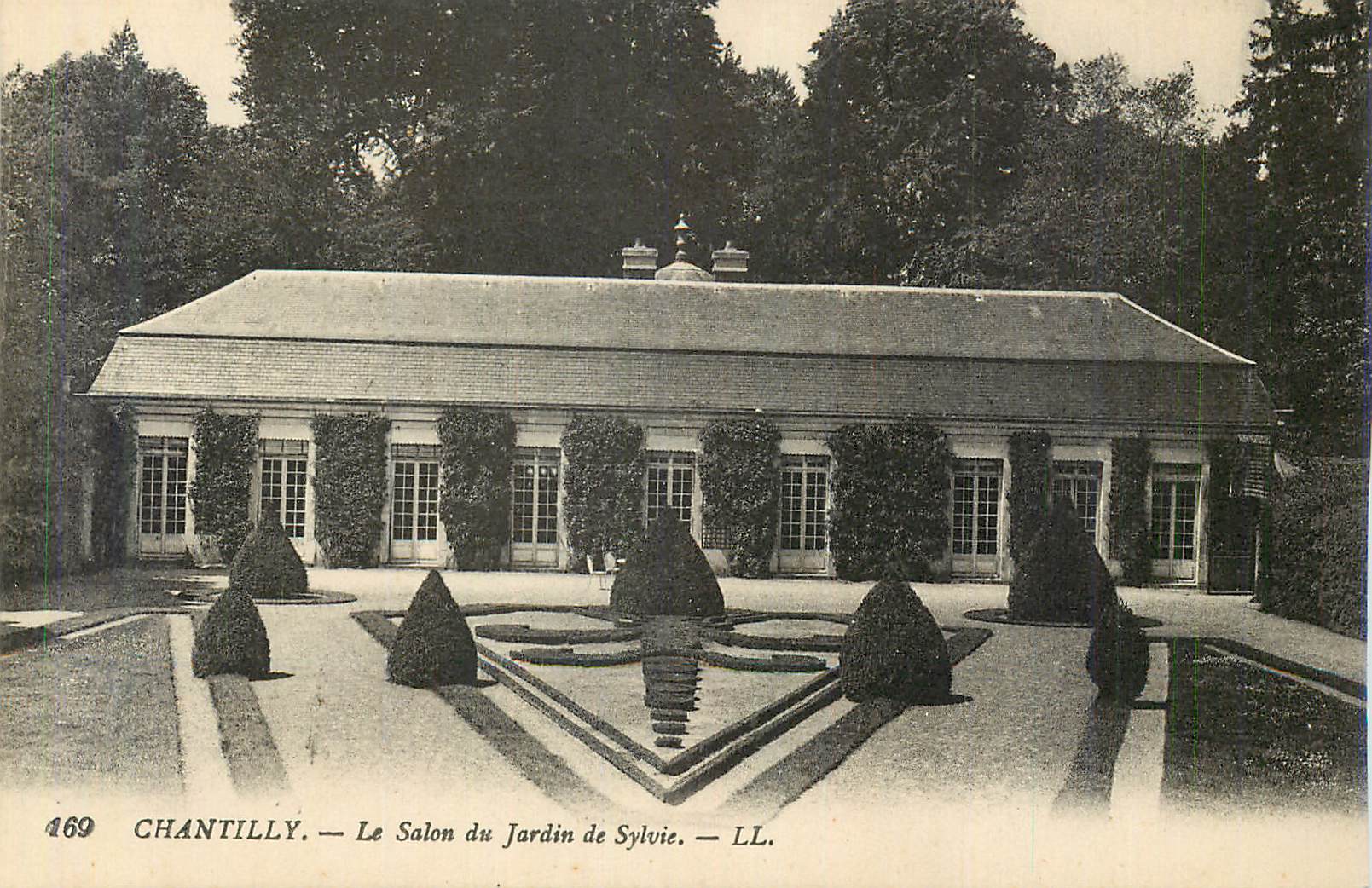 Chantilly — Le Salon du Jardin de Sylvie — LL.