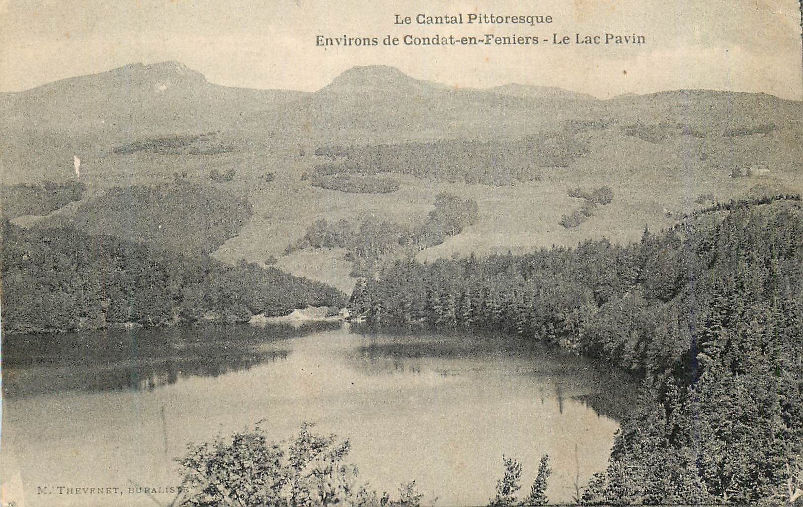 CPA Environs de Condat en Feniers Le Lac Pavin Le Cantal Pittoresque