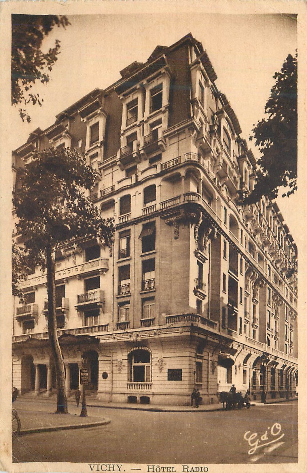 CPA Vichy Hotel Radio