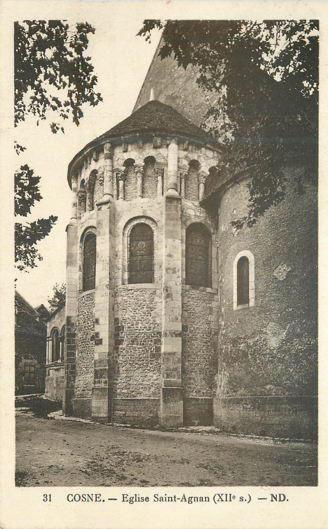 CPA Cosne Eglise Saint Agnan (XIIe S)