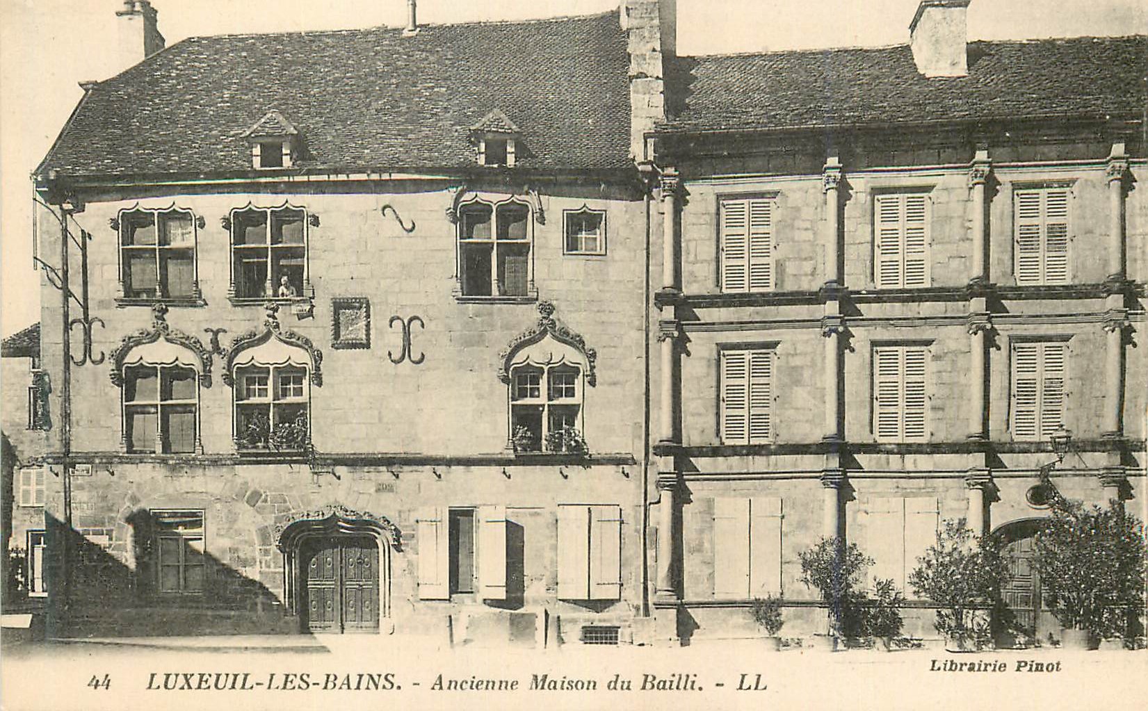 LUXEUIL-LES-BAINS - Ancienne Maison du Bailli - Librairie Pinot
