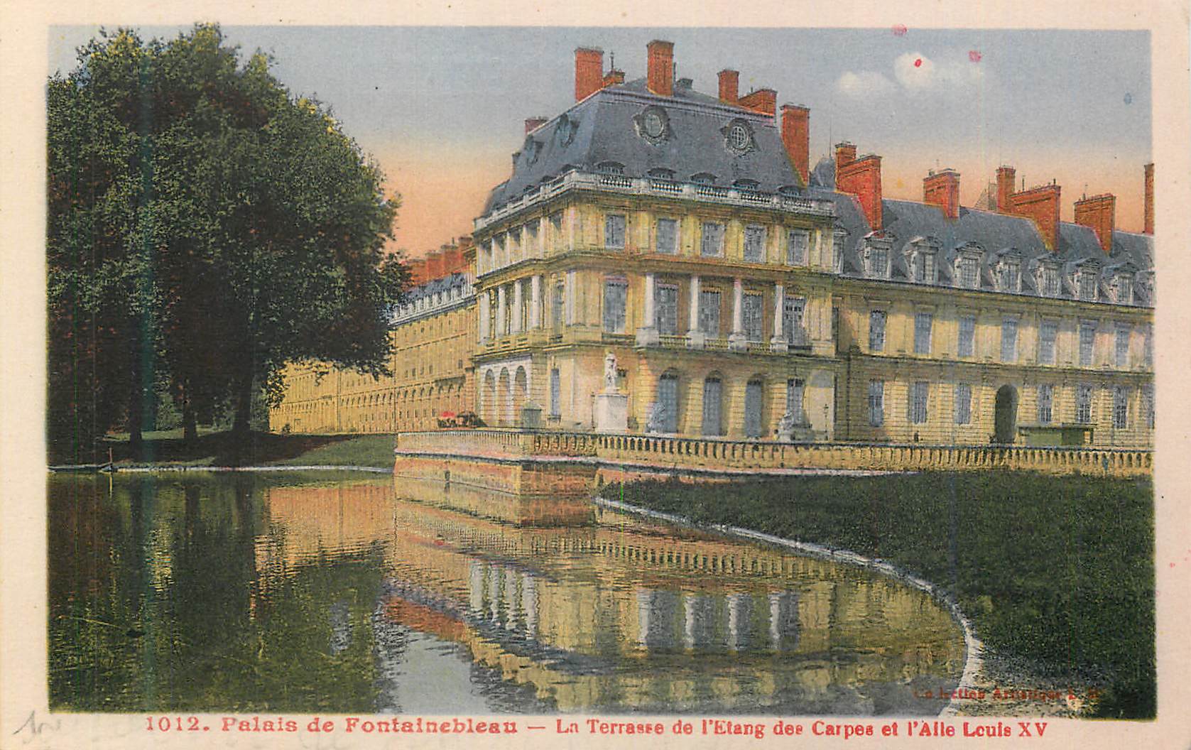 Schloss Fontainebleau — Die Terrasse des Koi-Teichs und die Avenue Louis XV — La Léonie, n° 1012