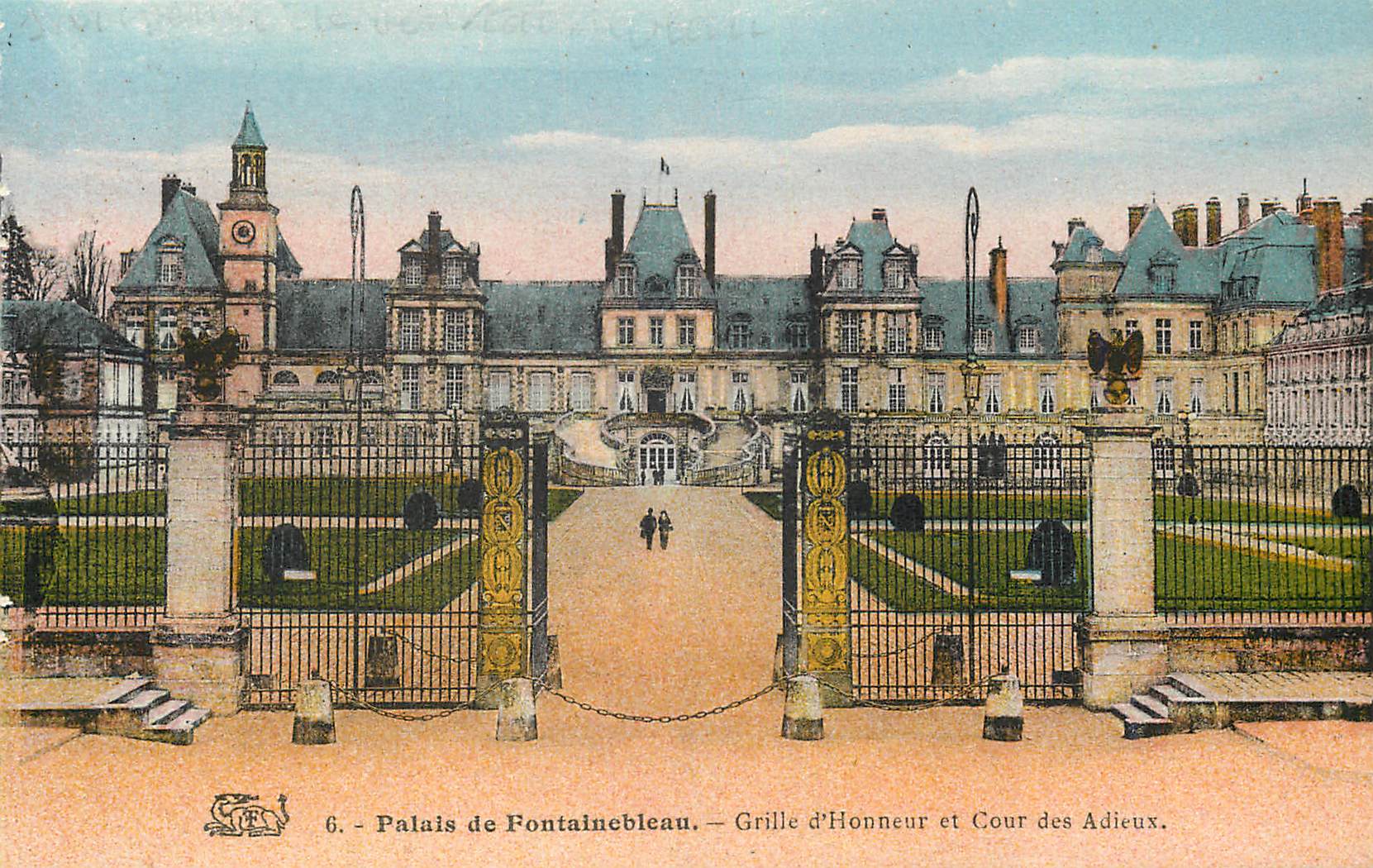 Schloss Fontainebleau — Ehrentor und Abschiedshof — Nr. 6