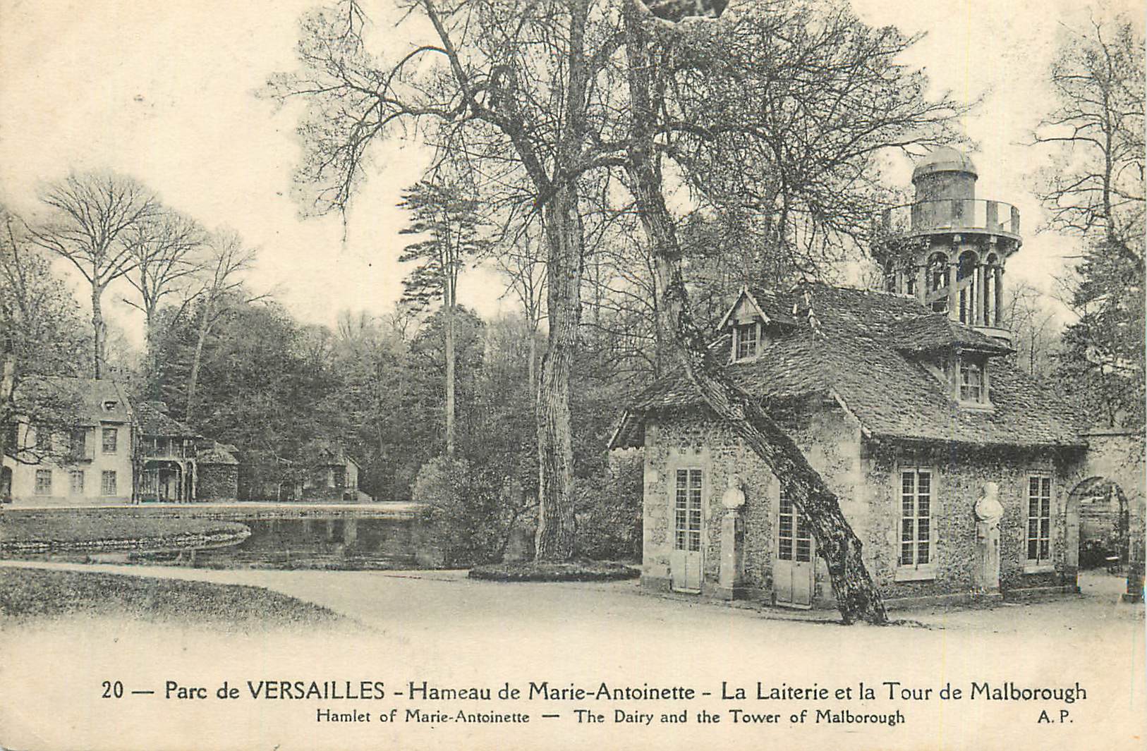 CPA Parc de Versailles Hameau de Marie Antoinette La Laiterie et la Tour de Malborough