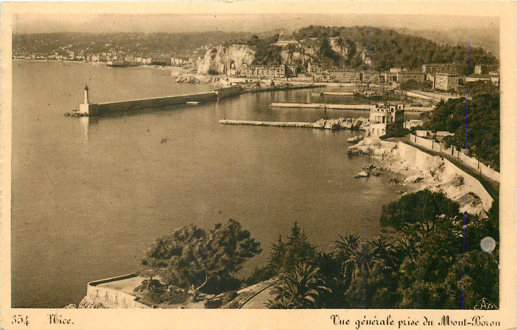 CPA Nice Vue Generale prise du Mont Boron